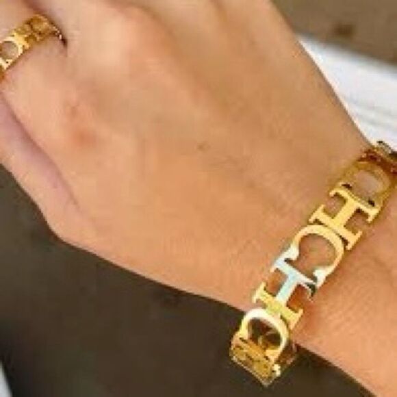 Carolina Herrera 18K Gold Plated Bangle Bracelet - Picture 1 of 8